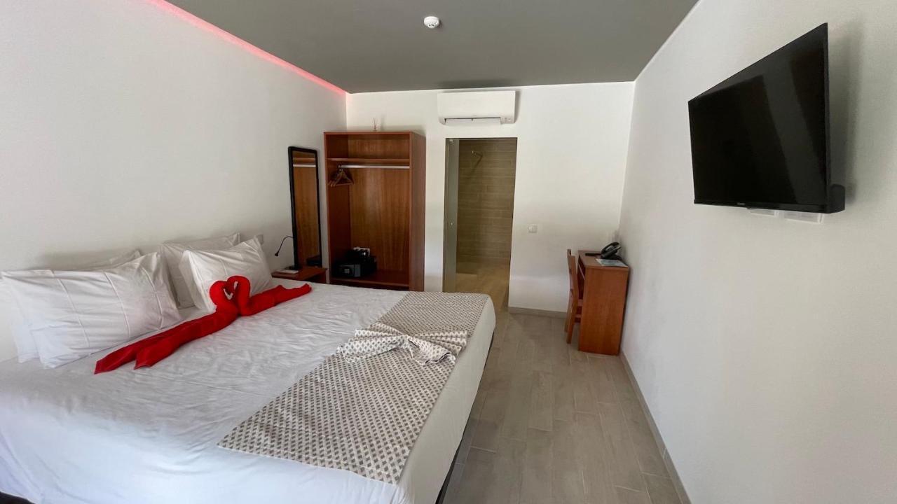 Villa 3 Caparica - Lisbon Gay Beach Resort Charneca  Exterior foto